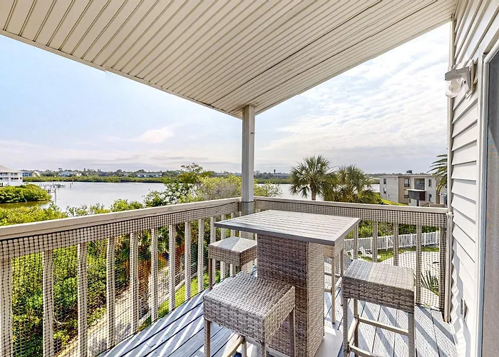 The Intercoastal 210 * Clearwater Beach